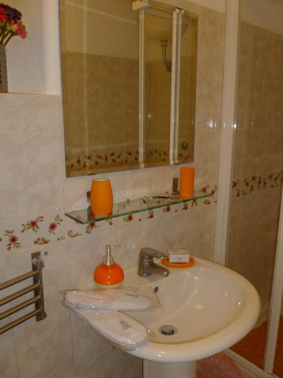 Carlo Alberto House Rome Room photo